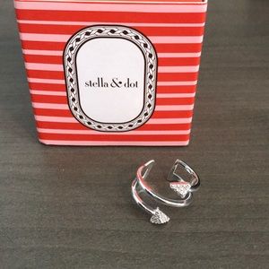 Stella & Dot Winding Arrow Ring.
